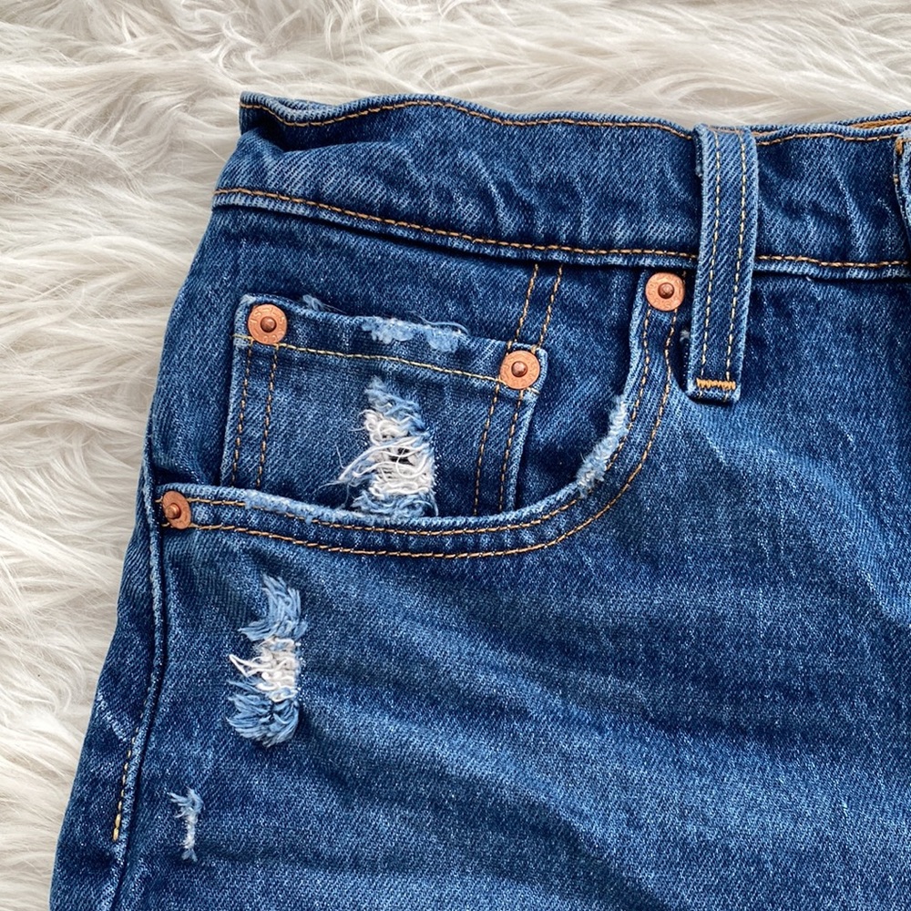 Levi’s | 501 Cut Off Denim Shorts - Picture 3 of 13